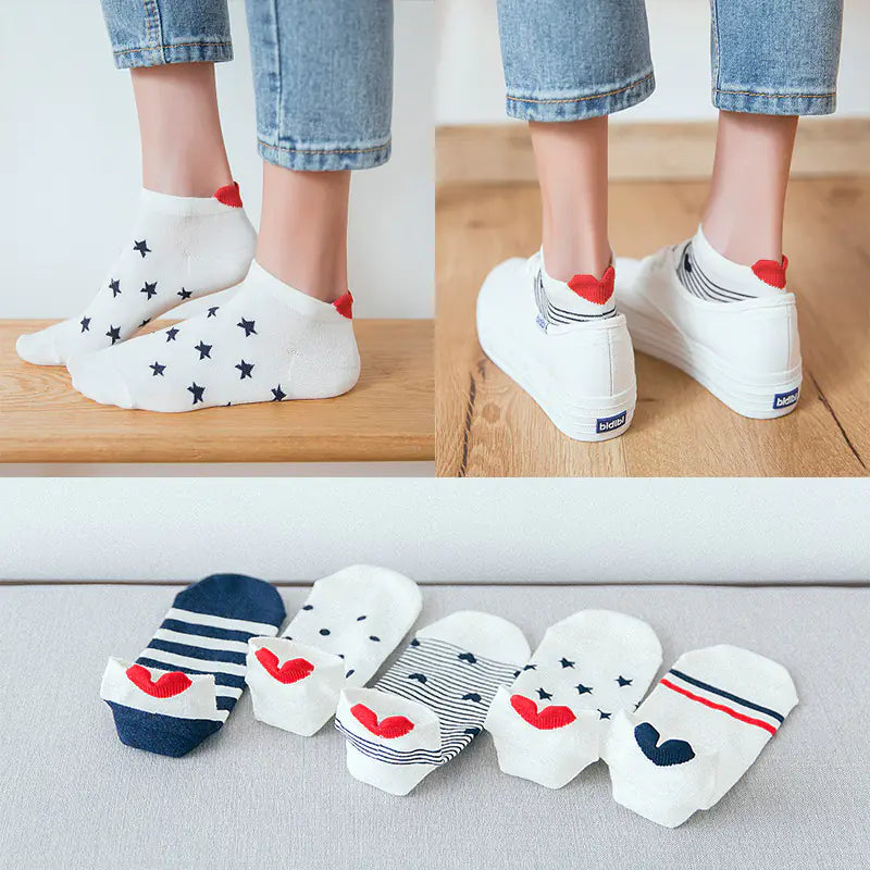 Chic Cartoon Patterned Boat Socks
