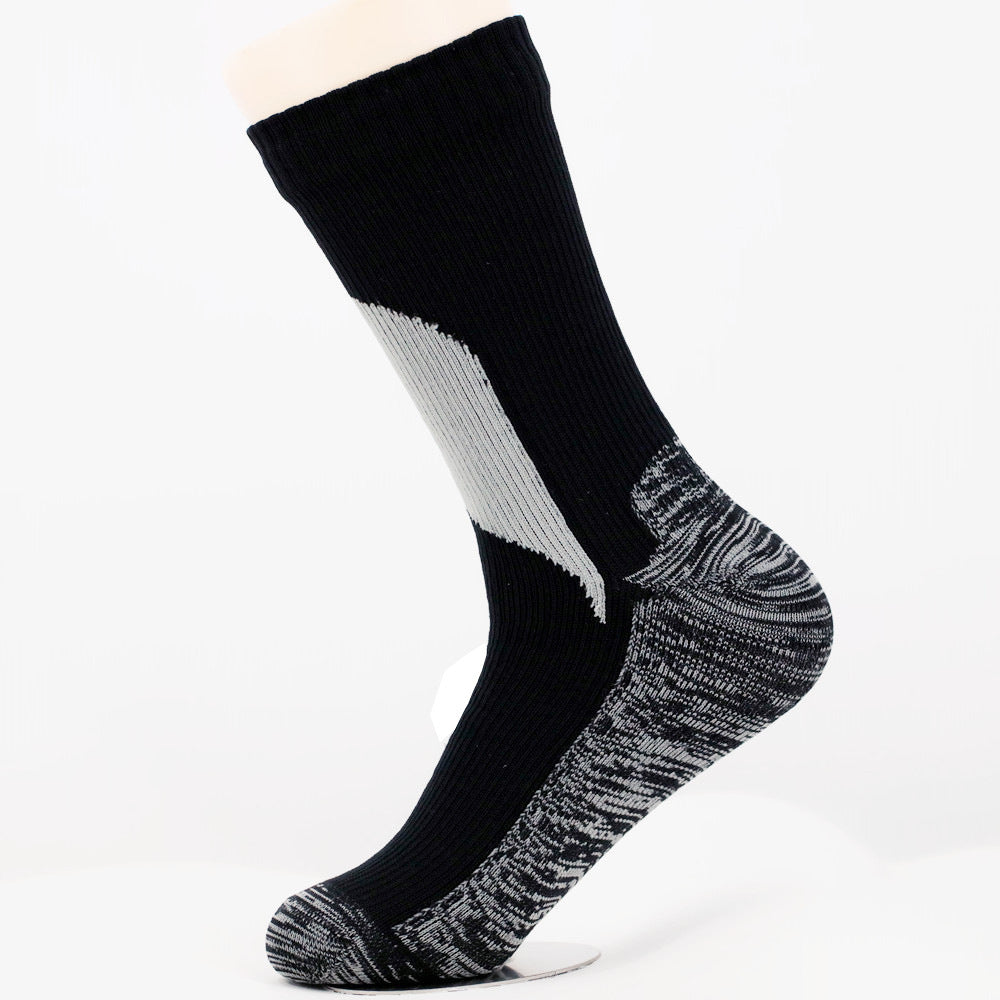 Waterproof Outdoor Socks – Stay Dry Hiking Socks for Men & Women