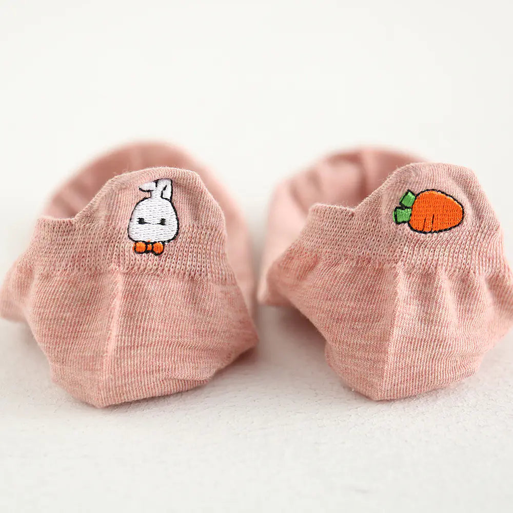Embroidered Cotton Socks – Cozy Women’s Style