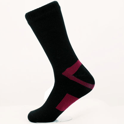 Waterproof Outdoor Socks – Stay Dry Hiking Socks for Men & Women