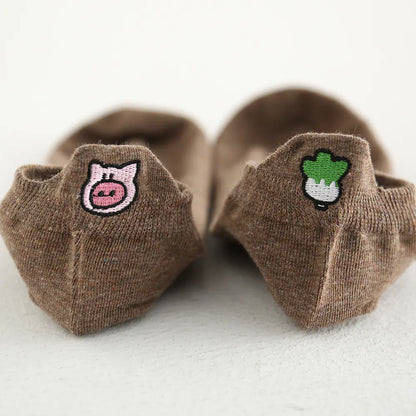 Embroidered Cotton Socks – Cozy Women’s Style